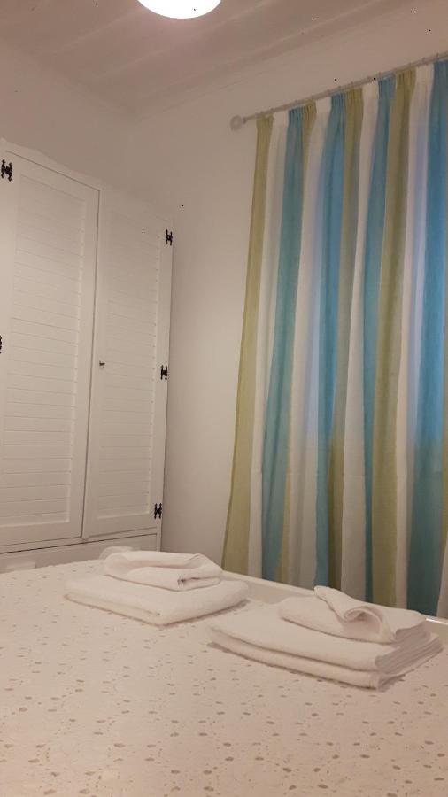 バティ Cavos Seaside Houseヴィラ エクステリア 写真