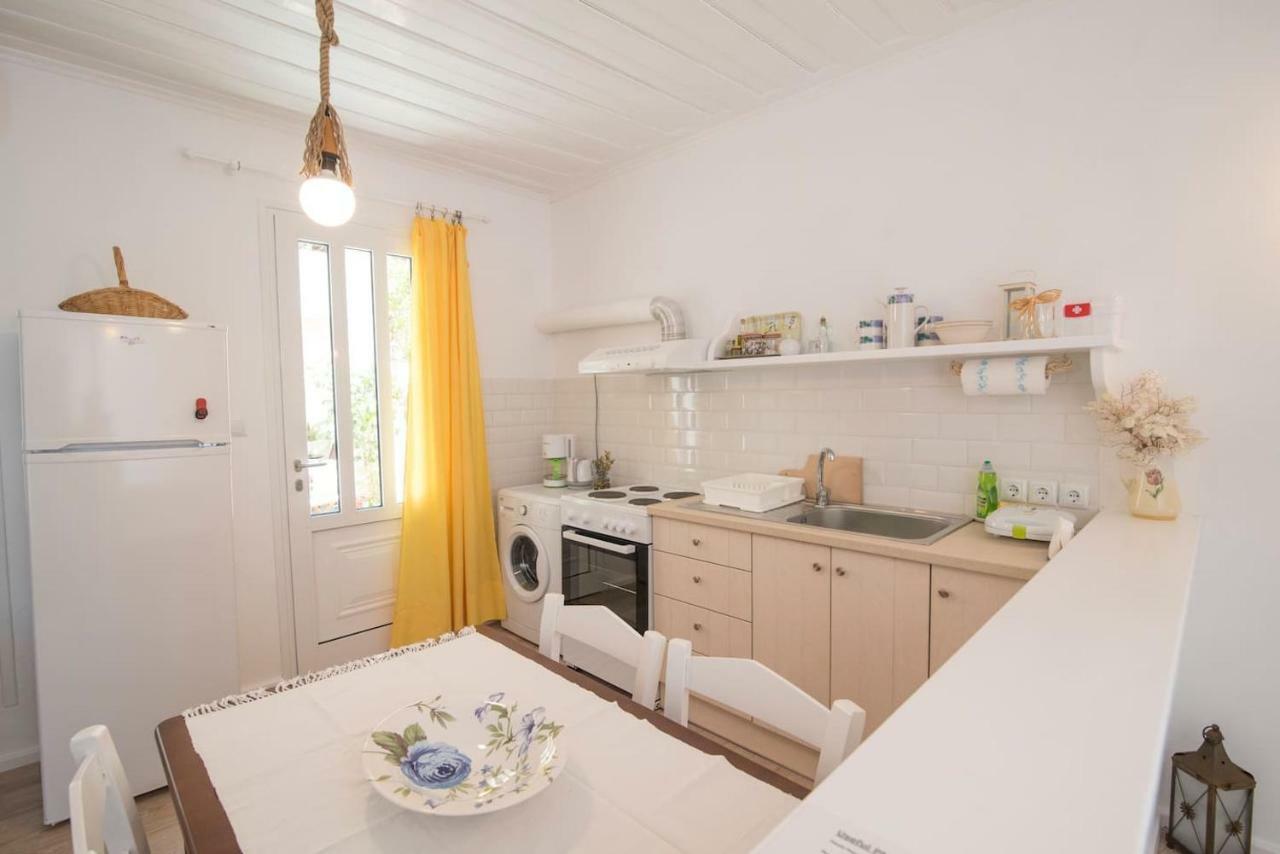 バティ Cavos Seaside Houseヴィラ エクステリア 写真