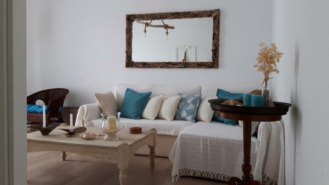 バティ Cavos Seaside Houseヴィラ エクステリア 写真