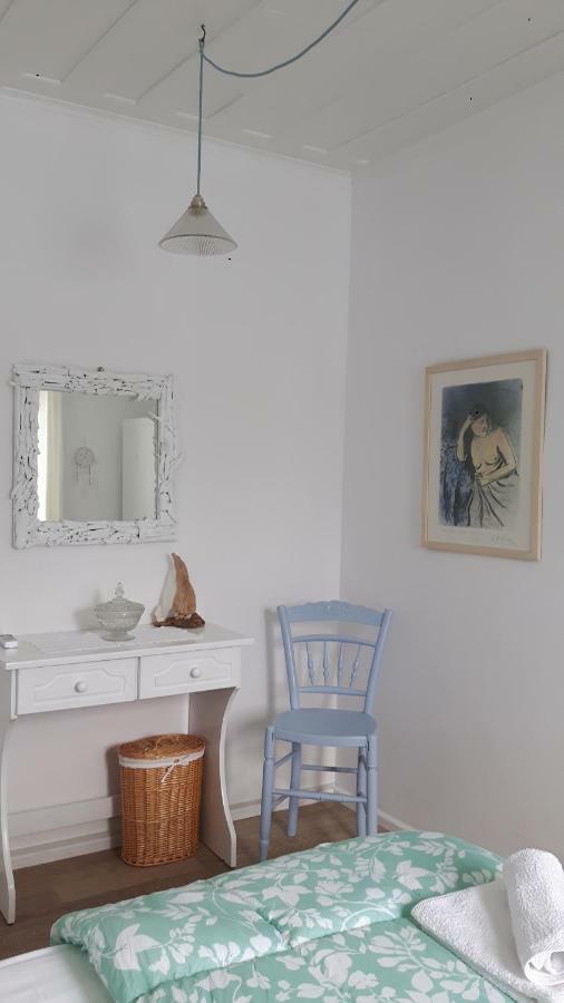 バティ Cavos Seaside Houseヴィラ エクステリア 写真